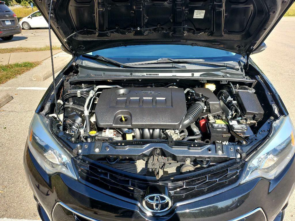 2016 Toyota Corolla Image 38