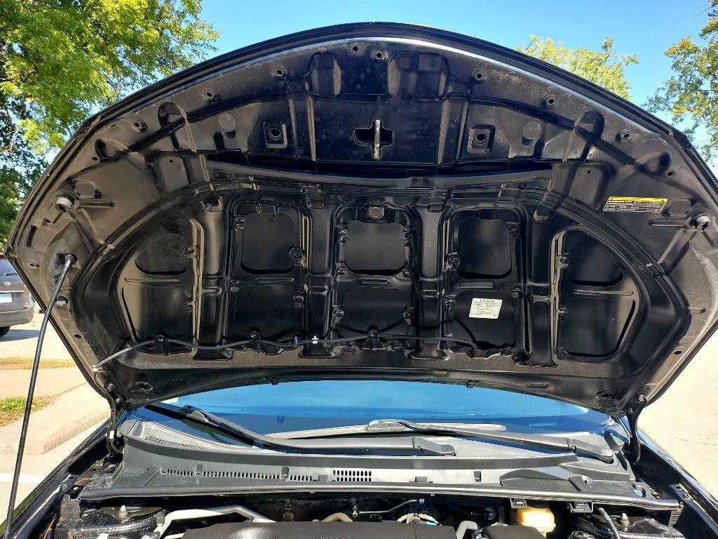 2016 Toyota Corolla Image 39