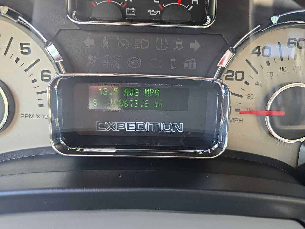 2012 Ford Expedition Image 13