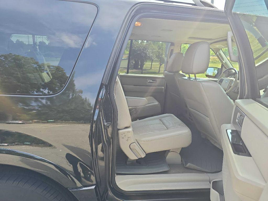 2012 Ford Expedition Image 31