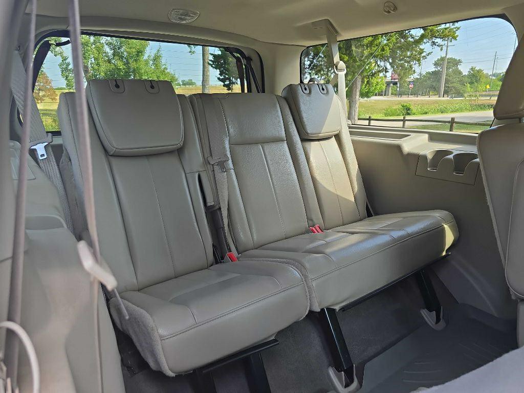 2012 Ford Expedition Image 32