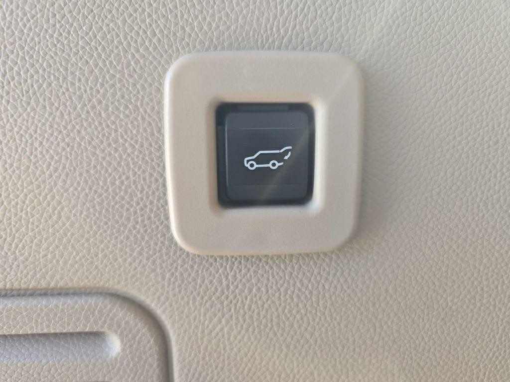 2012 Ford Expedition Image 35