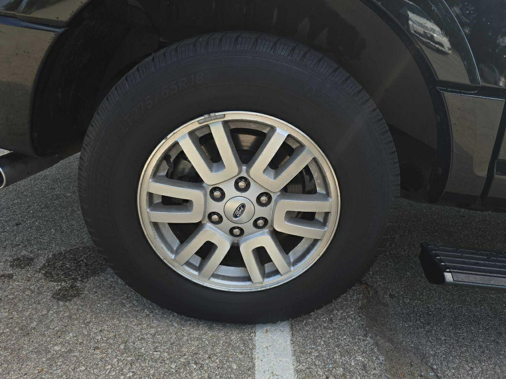 2012 Ford Expedition Image 42