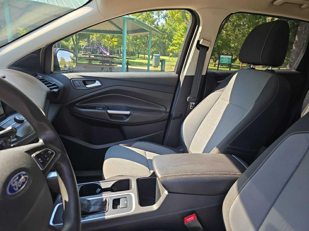 2017 Ford Escape Image 12