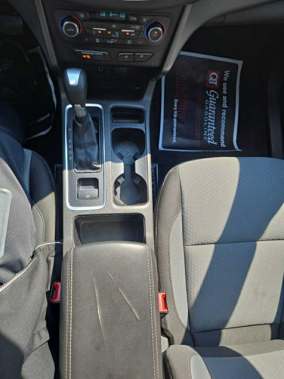 2017 Ford Escape Image 16