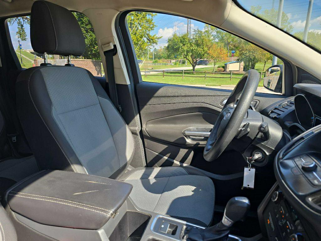 2017 Ford Escape Image 20