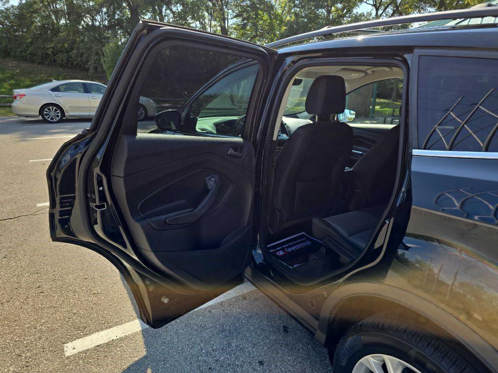 2017 Ford Escape Image 22