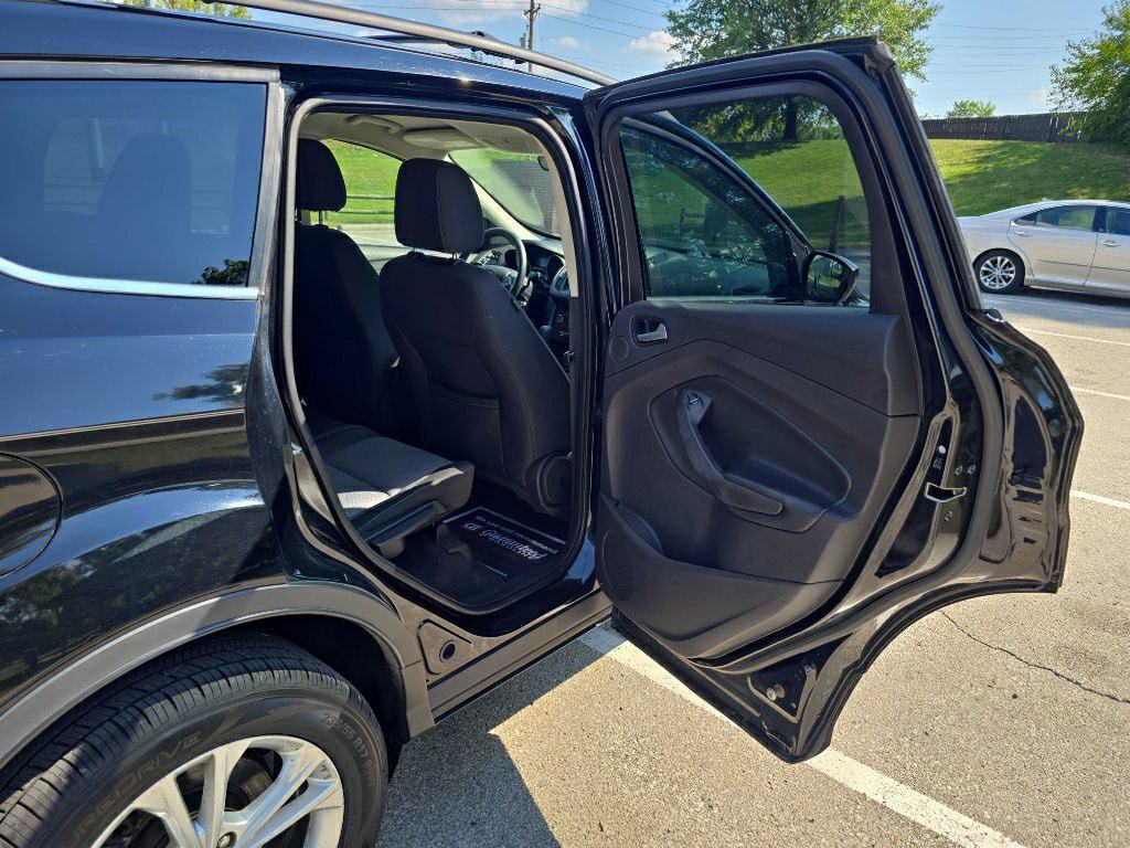 2017 Ford Escape Image 25