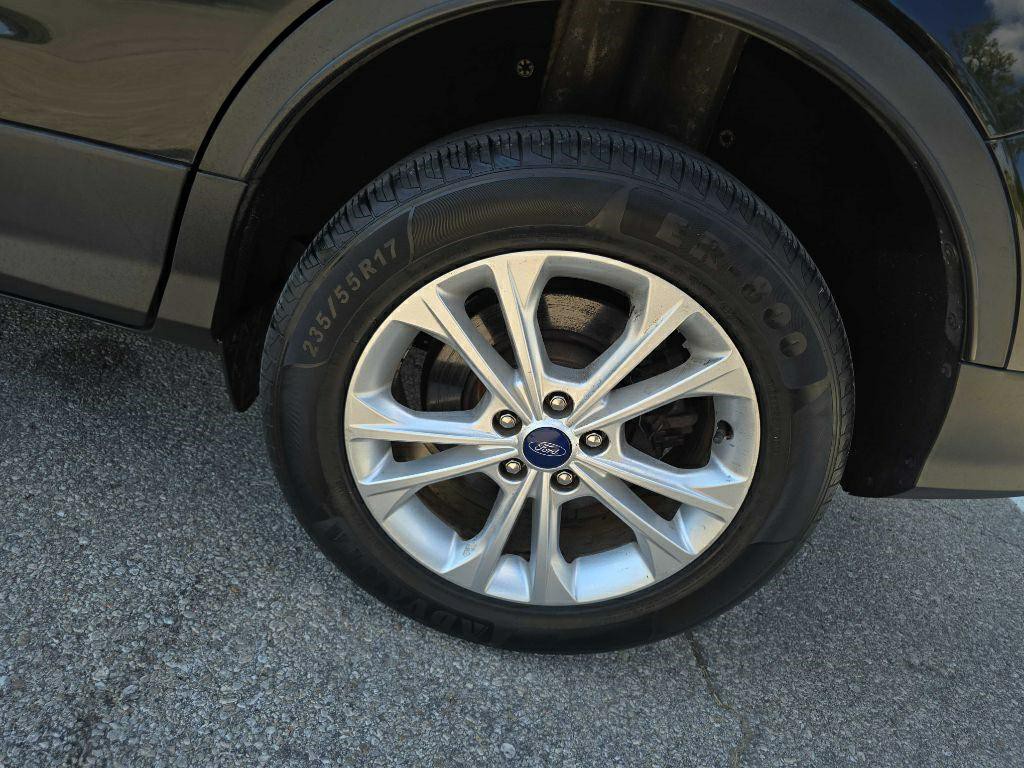 2017 Ford Escape Image 30