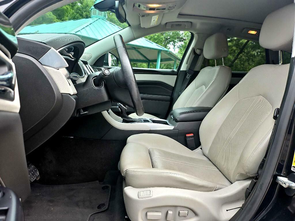 2013 Cadillac SRX Image 11