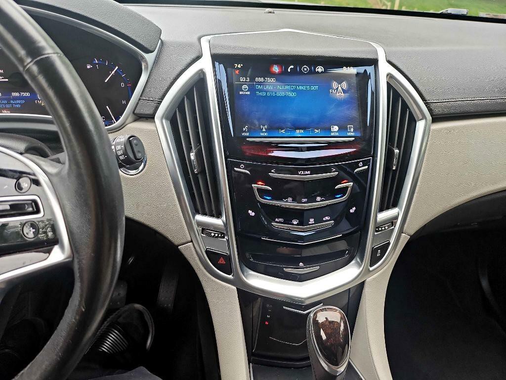 2013 Cadillac SRX Image 15