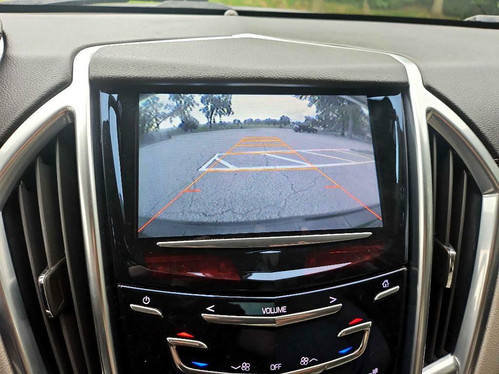 2013 Cadillac SRX Image 16