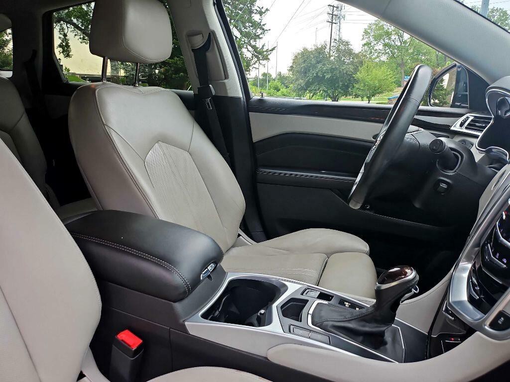 2013 Cadillac SRX Image 23