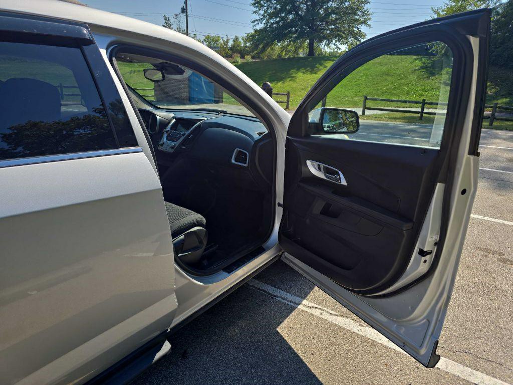 2012 Chevrolet Equinox Image 18