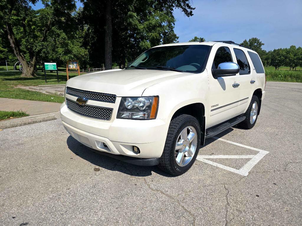 2011 Chevrolet Tahoe Image 1