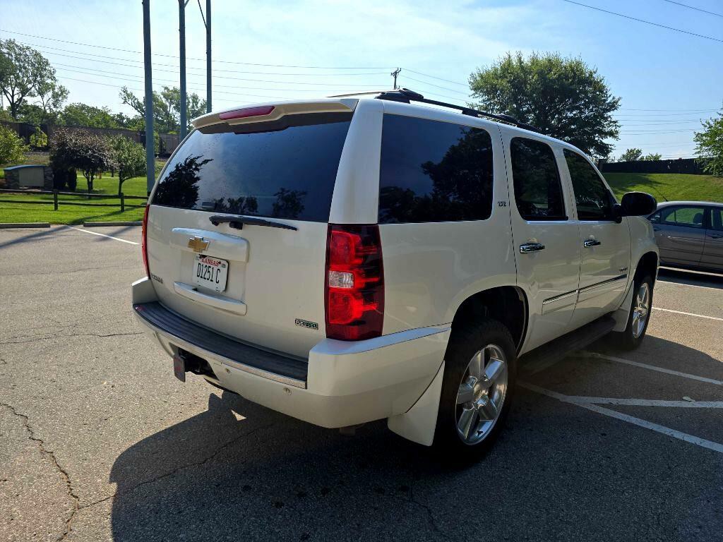 2011 Chevrolet Tahoe Image 5