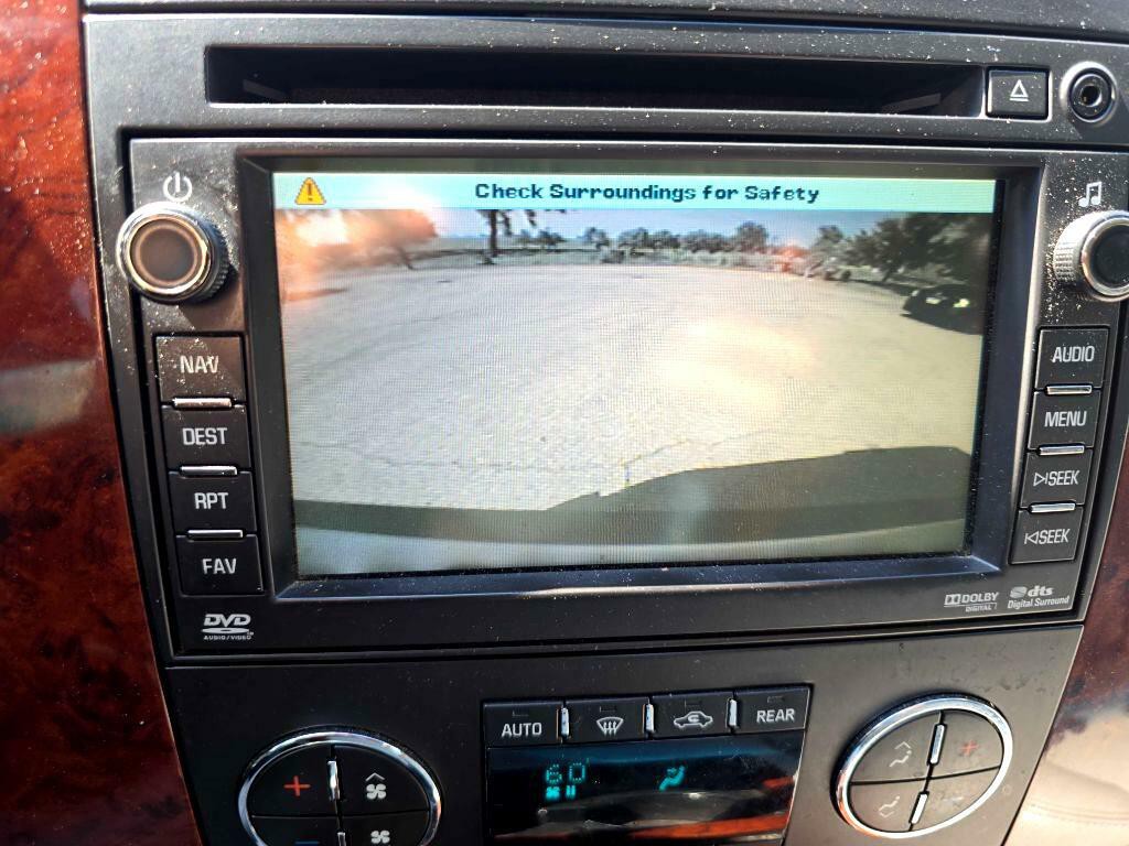 2011 Chevrolet Tahoe Image 16