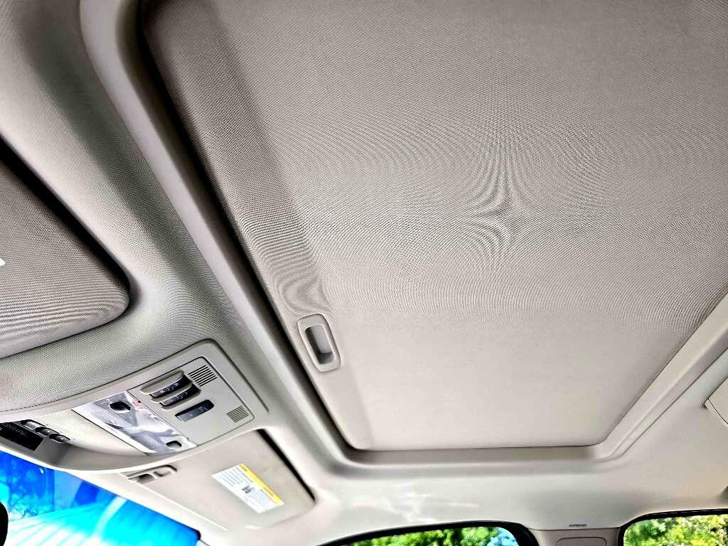 2011 Chevrolet Tahoe Image 17