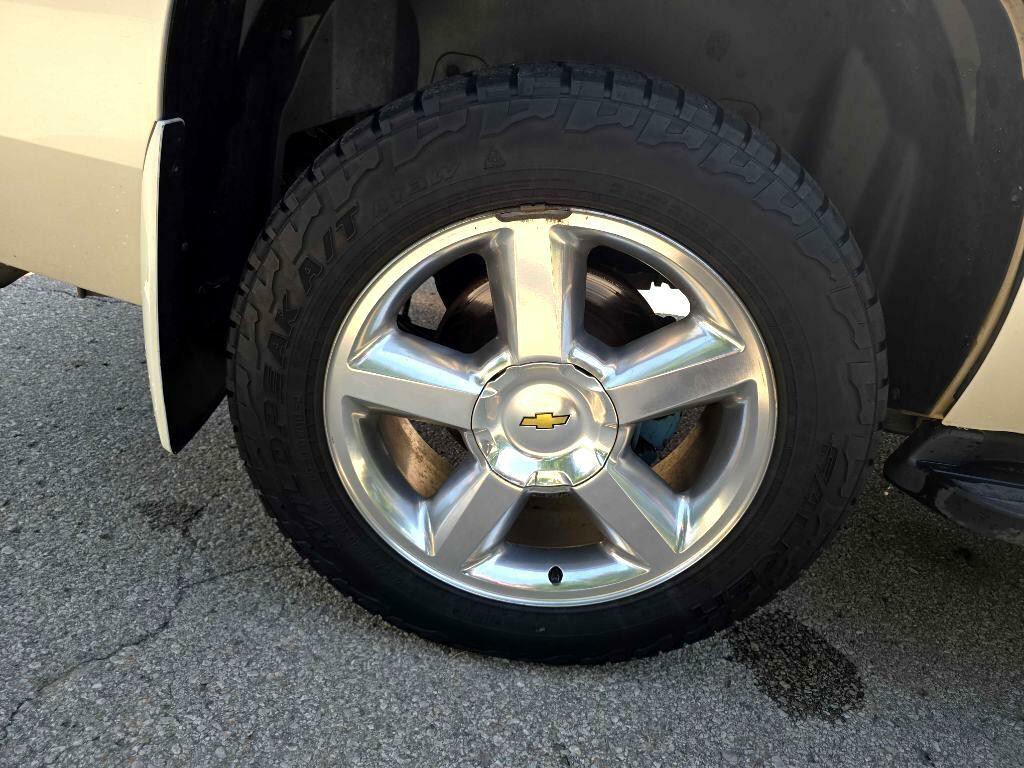 2011 Chevrolet Tahoe Image 43