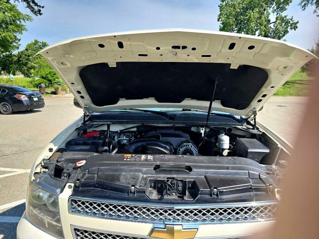 2011 Chevrolet Tahoe Image 46