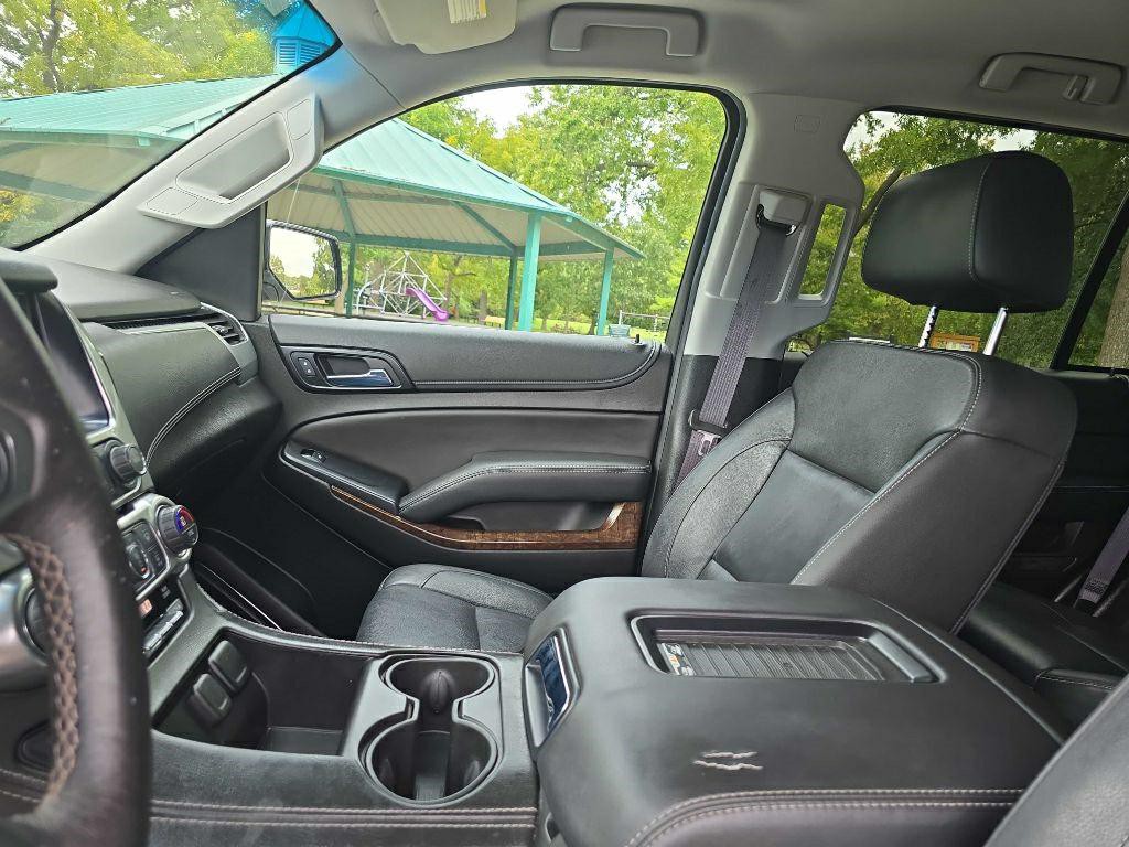 2017 Chevrolet Tahoe Image 11