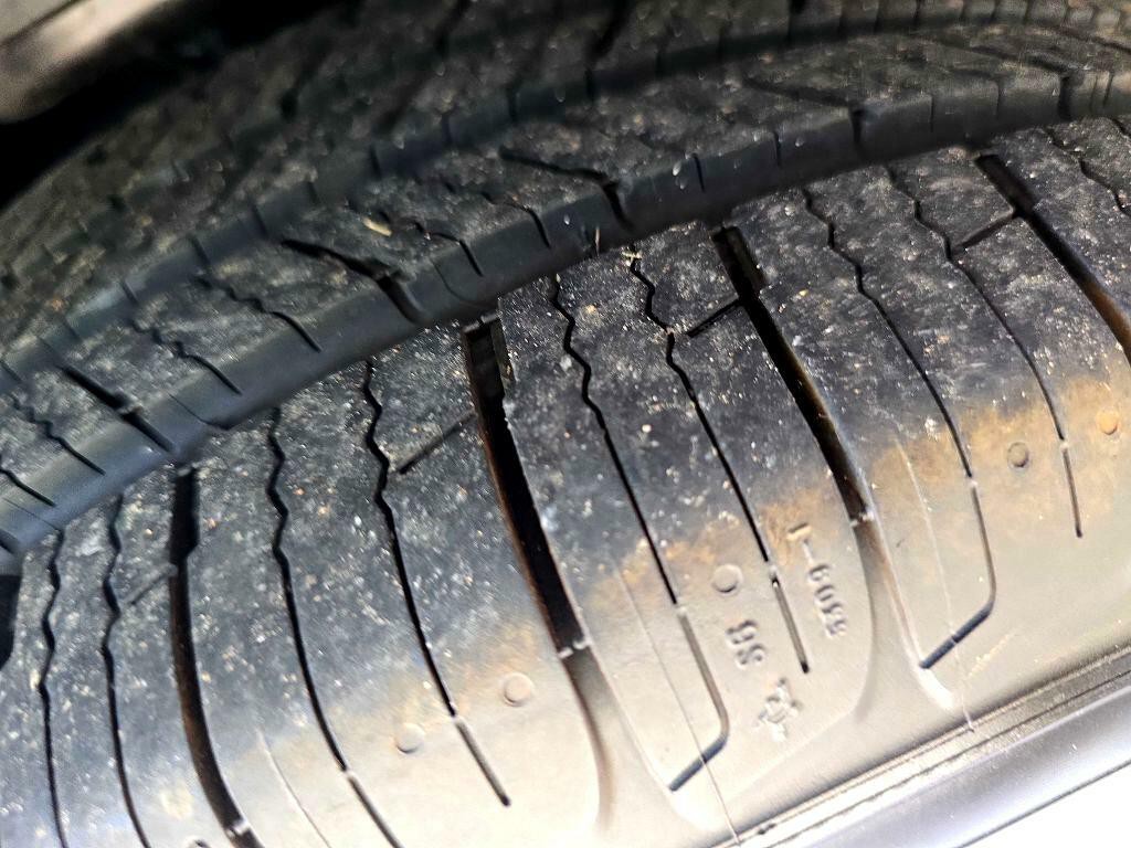 2003 Chrysler 300M Image 35