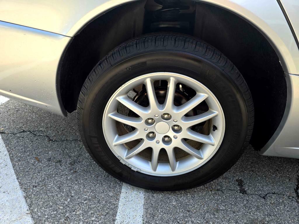 2003 Chrysler 300M Image 36