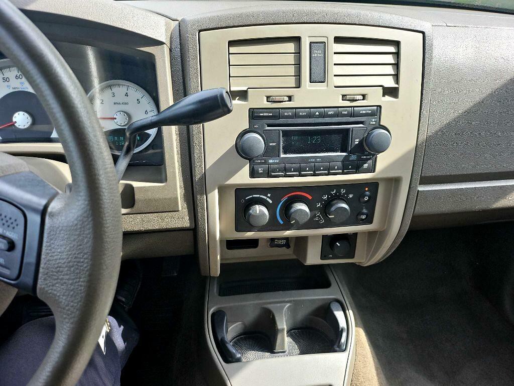 2005 Dodge Dakota Image 15
