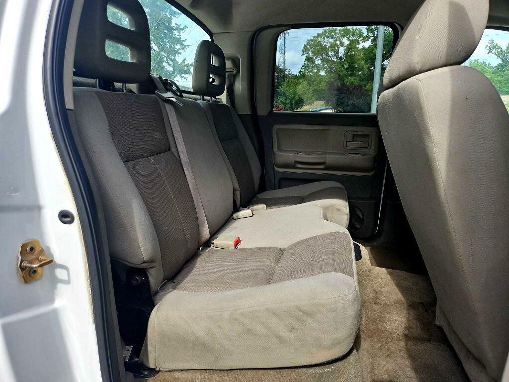 2005 Dodge Dakota Image 27