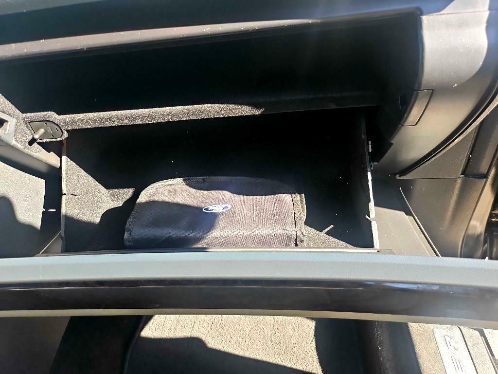 2015 Ford Explorer Image 23