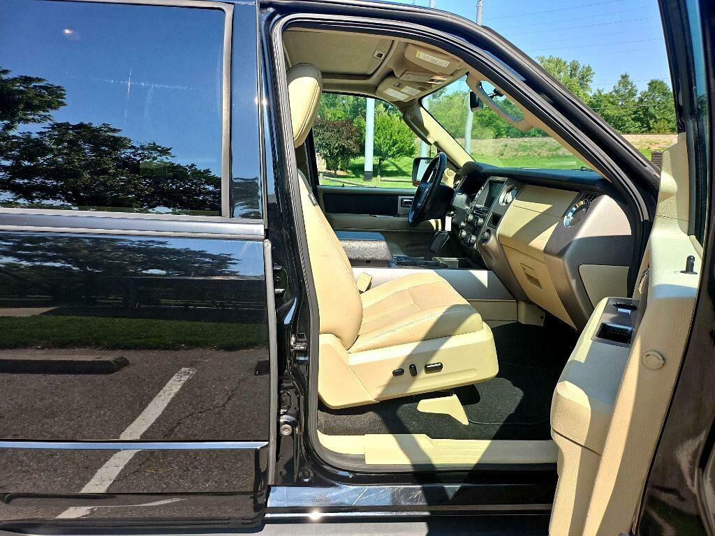 2017 Ford Expedition Image 21