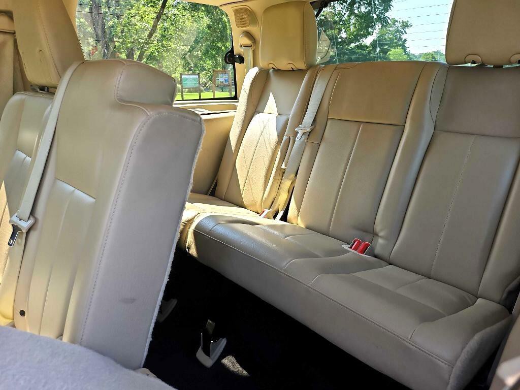 2017 Ford Expedition Image 28