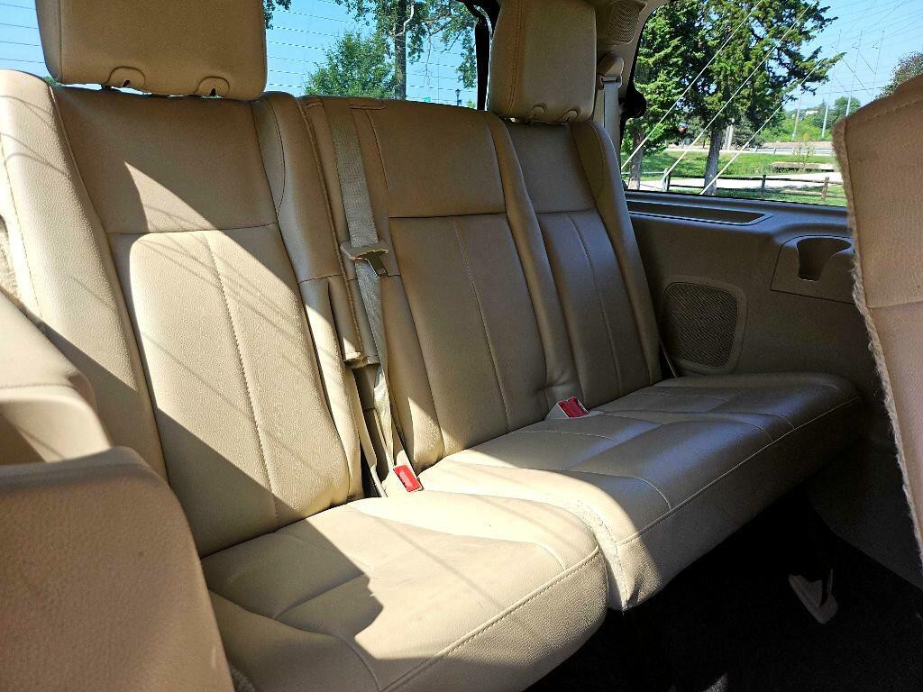 2017 Ford Expedition Image 32