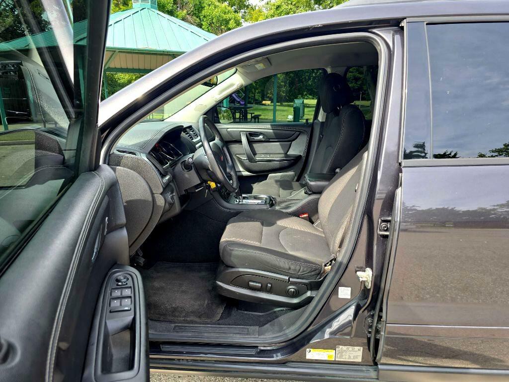 2016 GMC Acadia Image 10