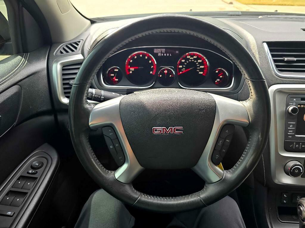 2016 GMC Acadia Image 14