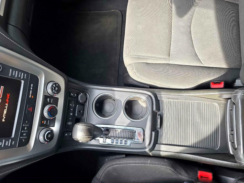 2016 GMC Acadia Image 17