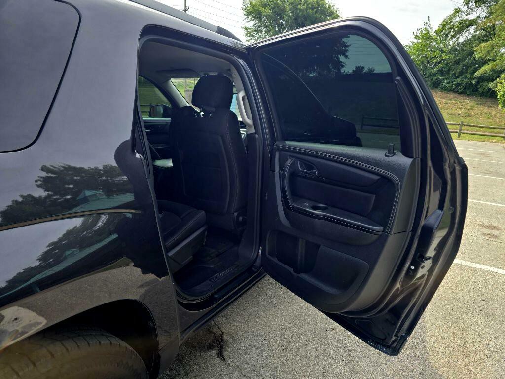 2016 GMC Acadia Image 27