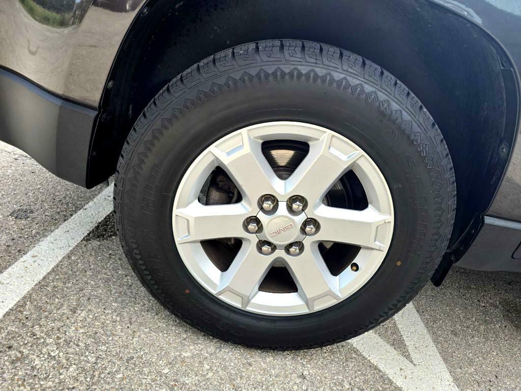 2016 GMC Acadia Image 40