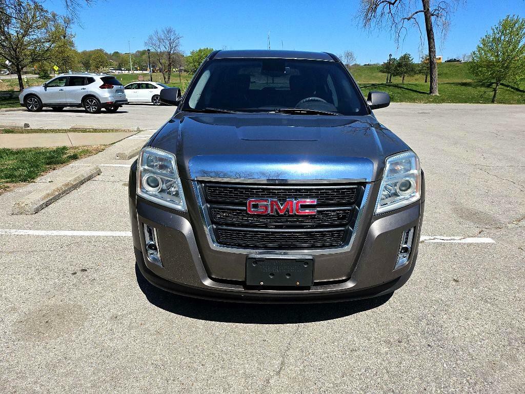 2012 GMC Terrain Image 2