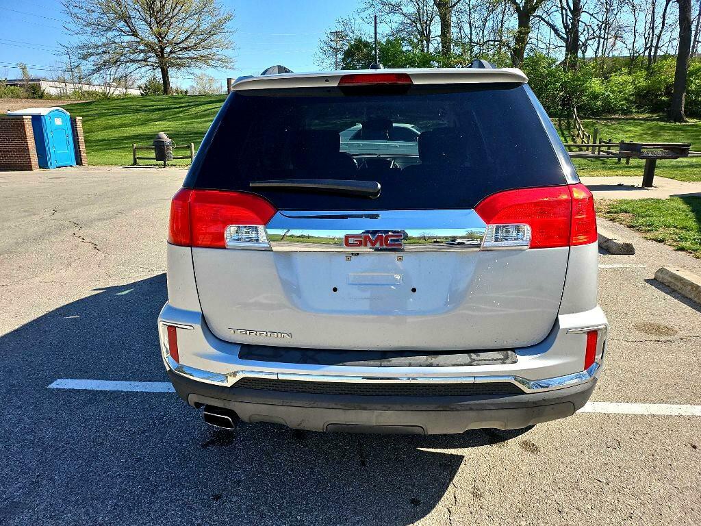 2016 GMC Terrain Image 6