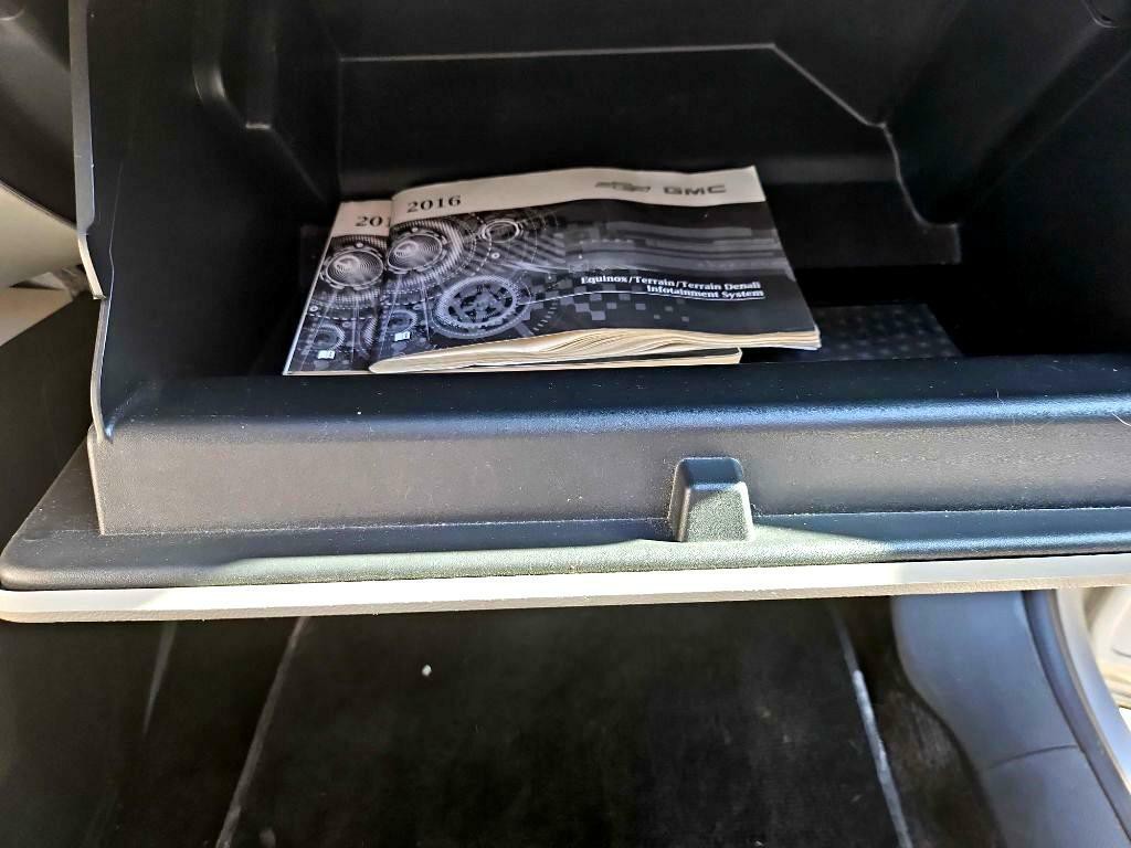 2016 GMC Terrain Image 21