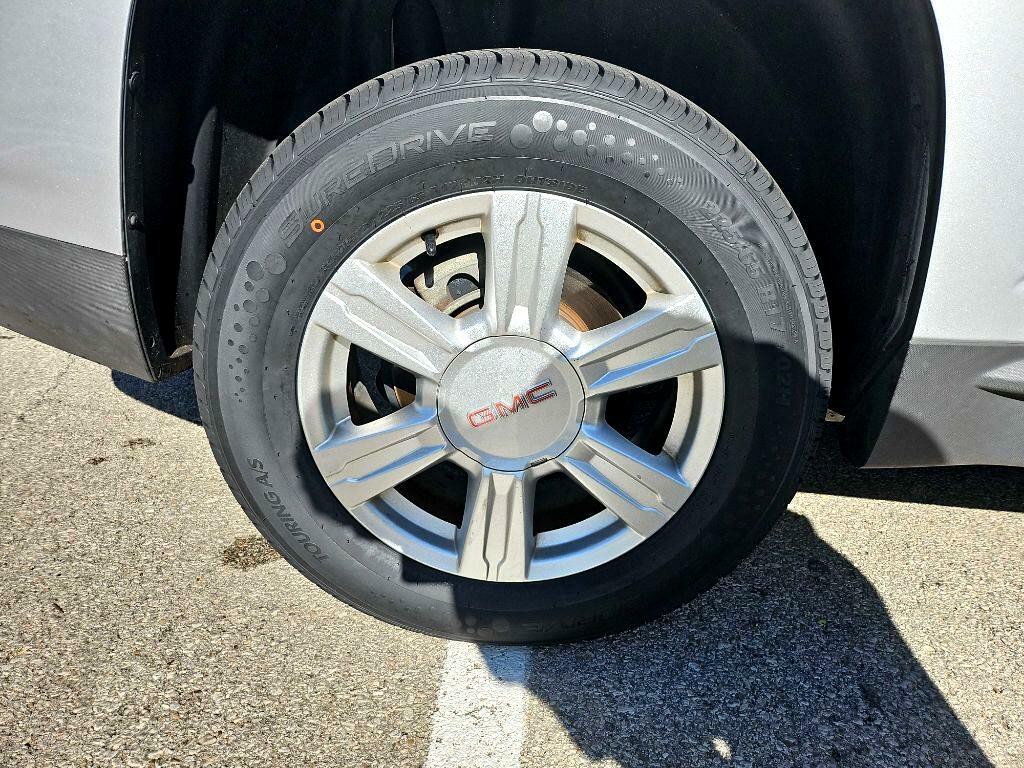 2016 GMC Terrain Image 36