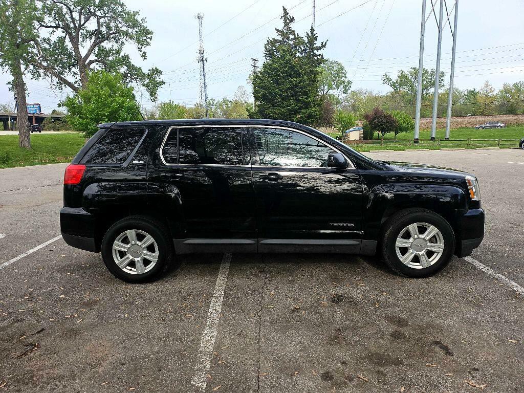 2016 GMC Terrain Image 4