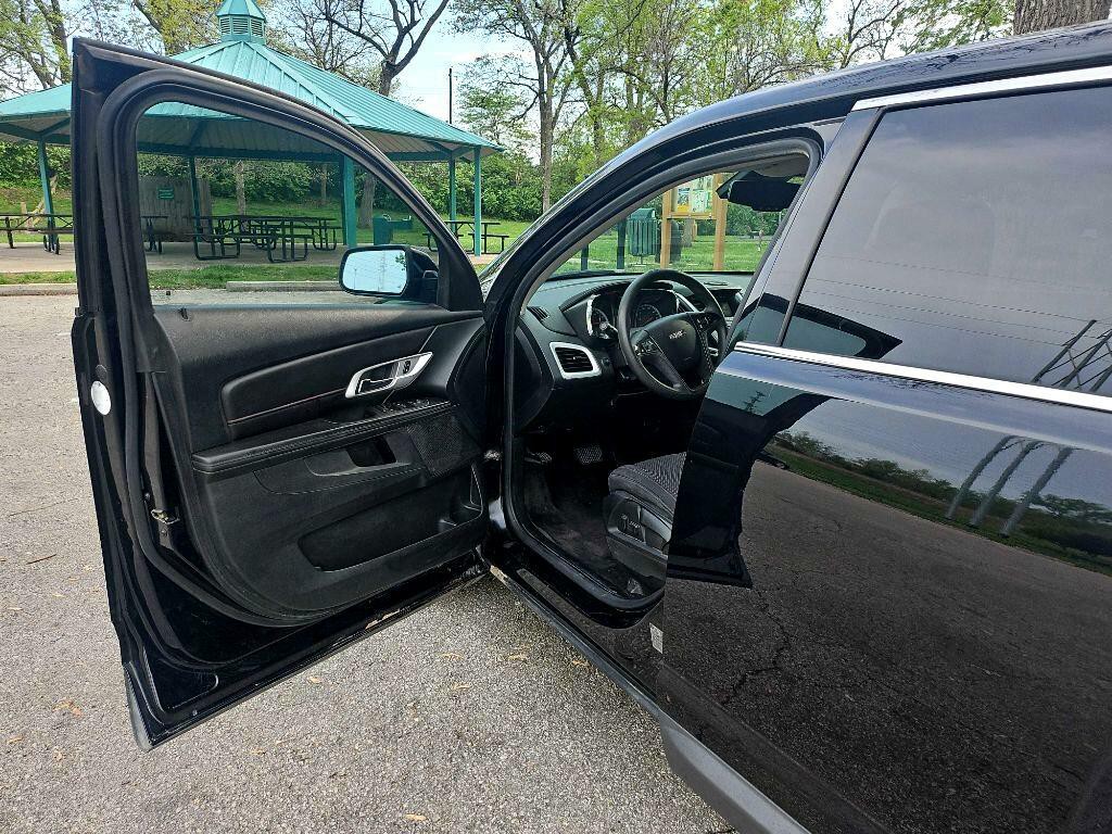 2016 GMC Terrain Image 9