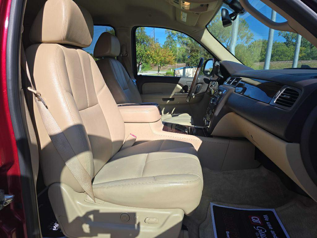 2008 GMC Yukon Image 19