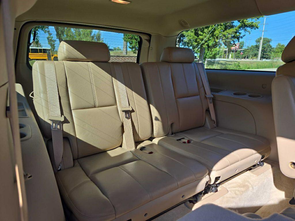 2008 GMC Yukon Image 29