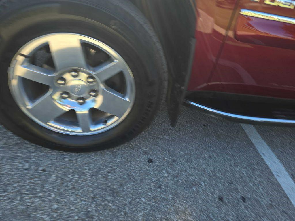 2008 GMC Yukon Image 34