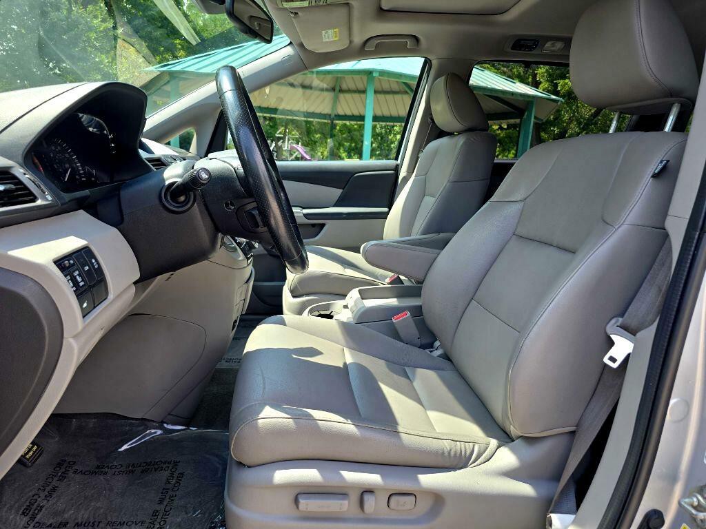 2014 Honda Odyssey Image 11