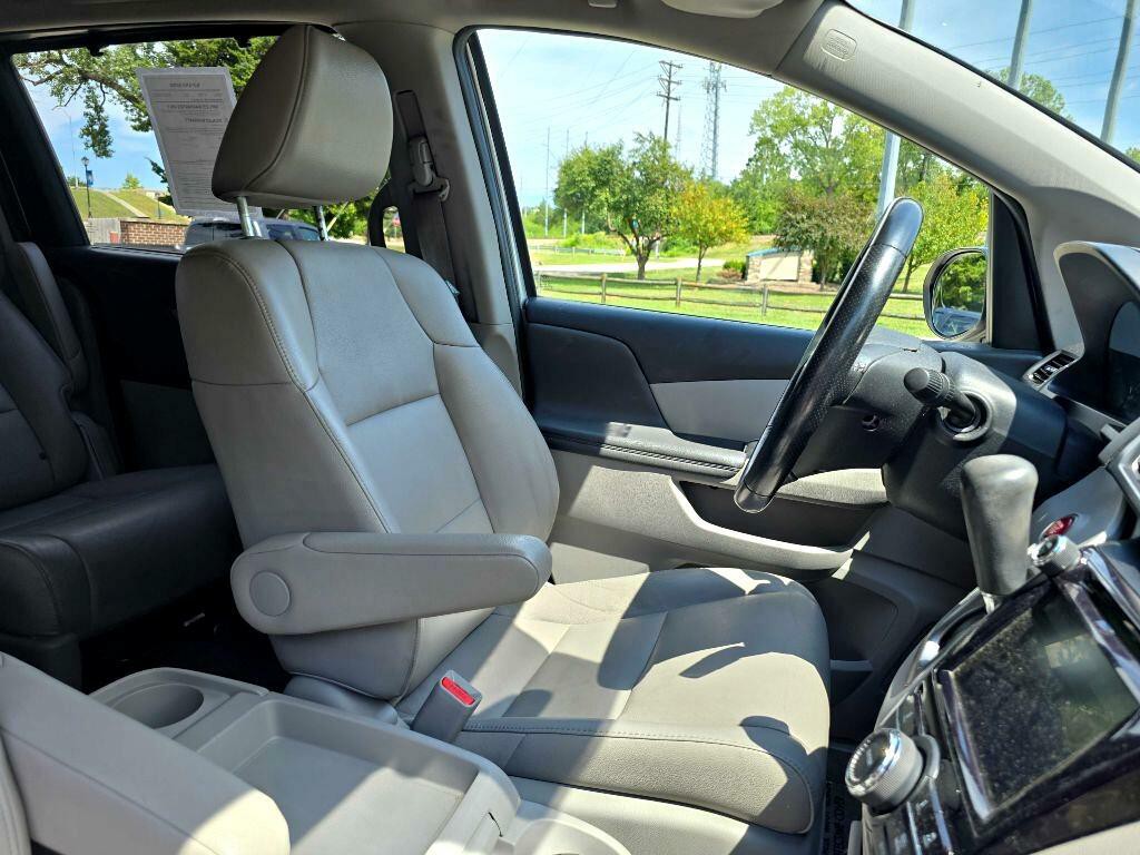 2014 Honda Odyssey Image 24