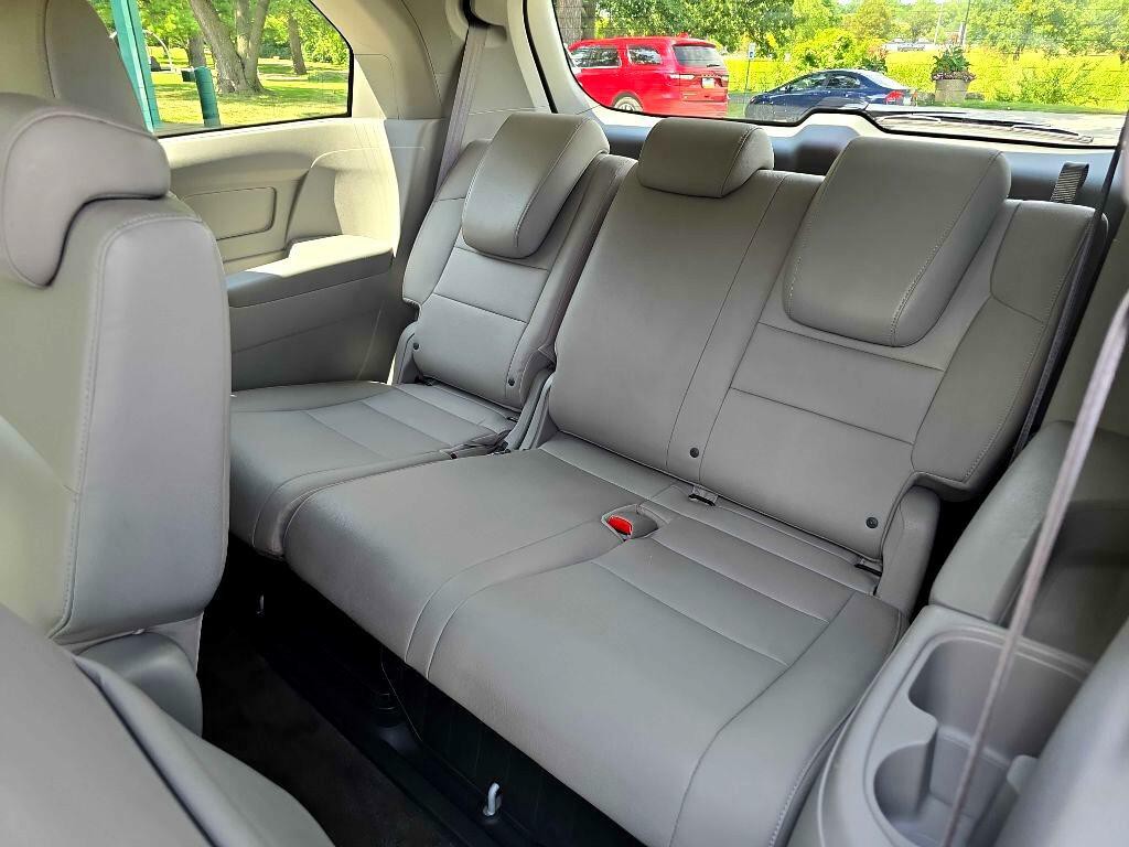 2014 Honda Odyssey Image 28